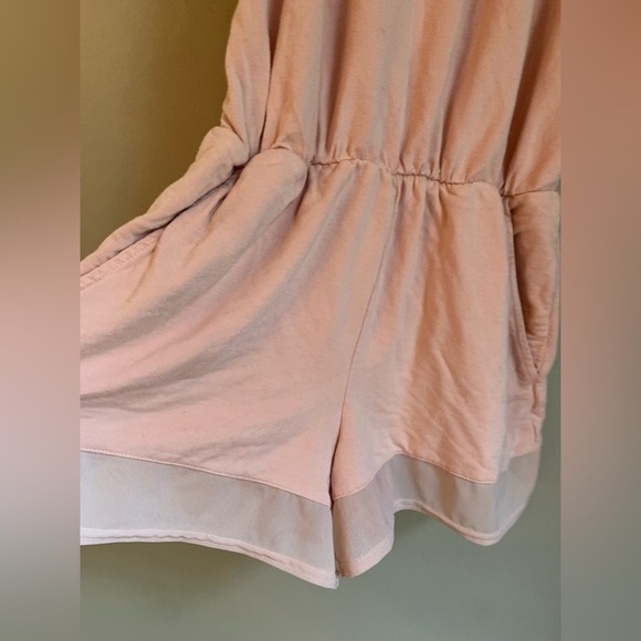 Alo yoga romper jumpsuit knit & sheer fabrics pink - Picture 3 of 9